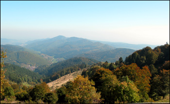 Vue sur les crêtes des Vosges depuis le Strohberg